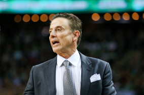 Rick Pitino leaves Iona, signs multi-year deal with St. John's