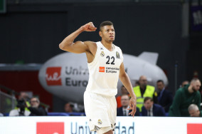 Unstoppable Tavares leads Real Madrid to ACB finals with sweep over Baskonia