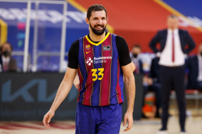 Mirotic's Barcelona handle Obradoiro to remain undefeated in Spain