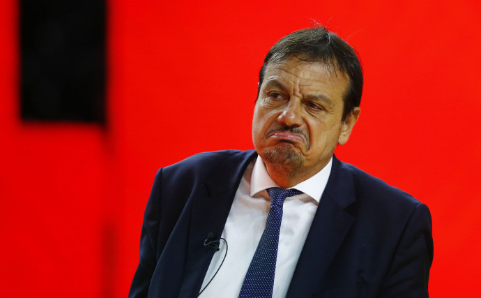 Ataman blasts Micic, Singleton: 'It was unacceptable basketball'