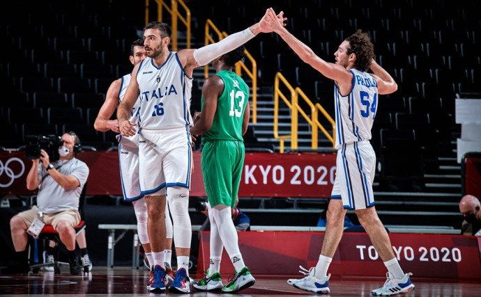 Dominant fourth quarter sends Nigeria home, Italy into Olympic quarters