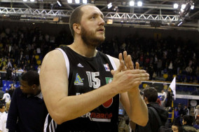 Frederic Weis on France NT, his medals' whereabouts and why he missed out on the NBA dream