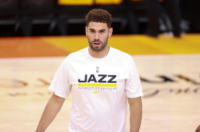 Sixers sign F Georges Niang to two-year, $6.7M deal