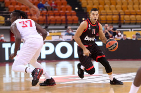 Vezenkov, Dorsey combine for 44 in Olympiacos win against Monaco