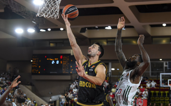 Curtains are up: flashy Monaco get a historic win in EuroLeague season opener