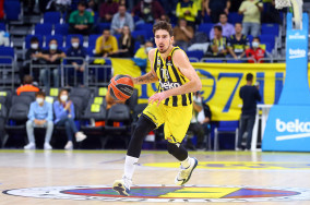 Absolute dominance: Fenerbahce hold UNICS to 41 points