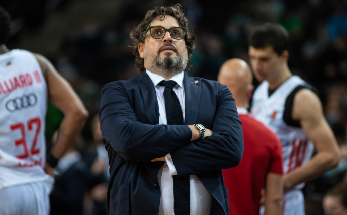 Trinchieri defends Zdovc, praises Lucic and Thomas: 'The best medicine to heal is always a win'