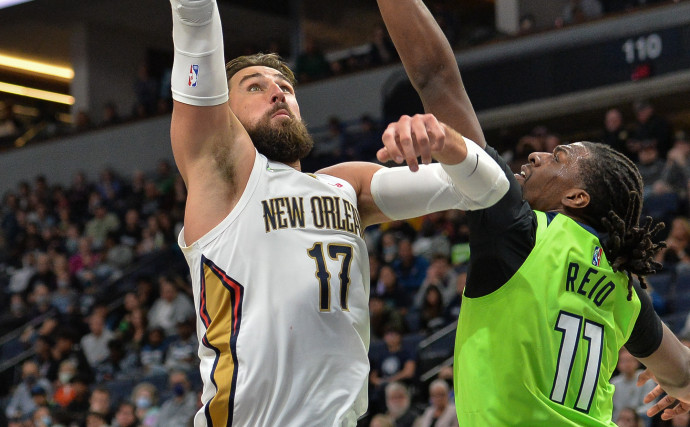 Timberwolves fend off Pelicans, despite a strong double-double from Jonas Valanciunas