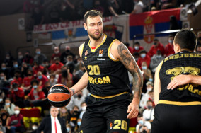 Monaco edges out Crvena Zvezda despite struggling Mike James