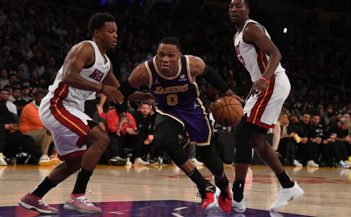 Trio of Monk, Westbrook and Davis propels Lakers past Heat in OT thriller