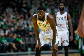 Backed by White and Evans' double-doubles, PAO defeat Iraklis in low-scoring affair