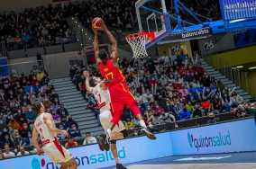 Spain gets a crushing win against Georgia behind great team performance