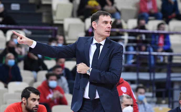 Bartzokas stays low-key after Olympiacos demolish PAO: 'We don't know what our ceiling is'