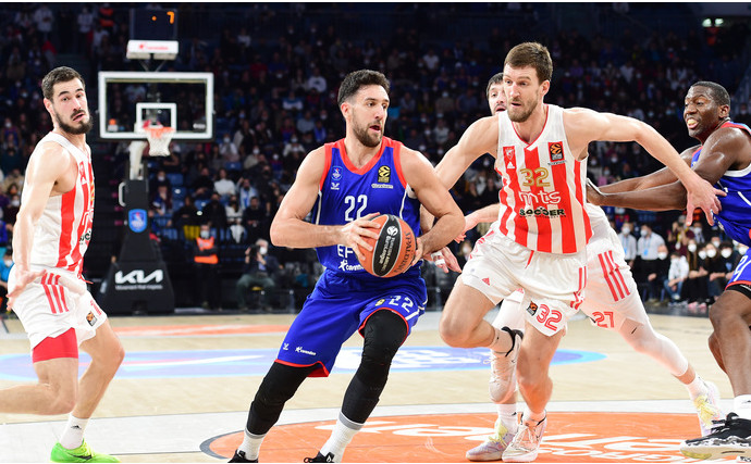 Vasilije Micic sinks game-winning free throws to help Efes edge out Zvezda