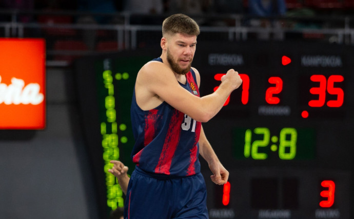 Baskonia welcome new year thunderously, snapping Barca's 9-game win streak 