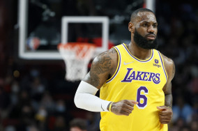 LeBron James doesn't rule out a potential return to Cleveland 