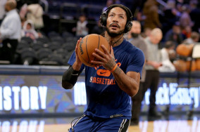 Knicks G Derrick Rose to undergo second ankle procedure