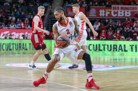 Dorsey explodes for 25 points, paves the way for Olympiacos' victory over Bayern