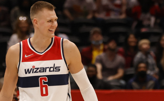 Kristaps Porzingis stars in Wizards debut, scores 25 to topple Pacers