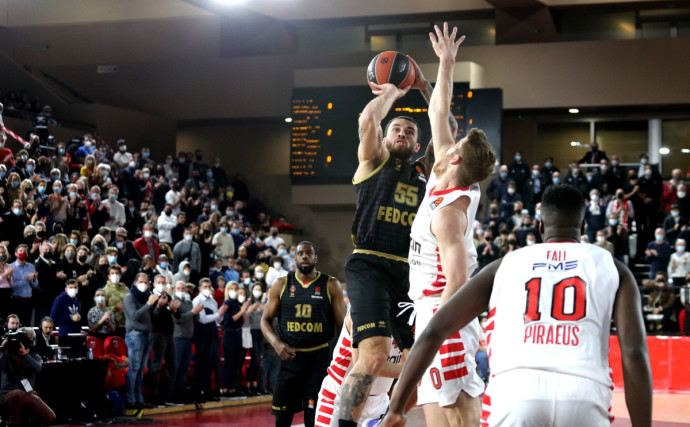 Olympiacos blow another double-digit lead in a loss against Monaco