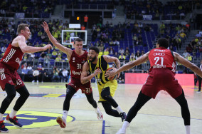 Guduric gets injured as stellar Henry-Vesely duo gifts Fenerbahce a win over Bayern