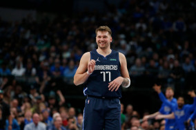 Luka Doncic racks up 39 points as Mavs dismantle Trail Blazers