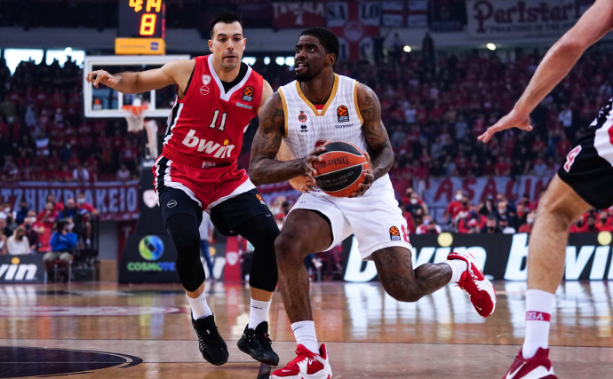 Dwayne Bacon: 'The pressure is always on Olympiacos'