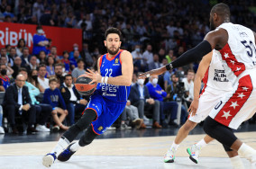 Efes take down Milan, one win away from Final 4