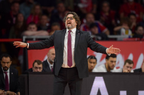 Trinchieri opens the book of Mirotic, explains the only thing he didn't like