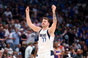 Luka Doncic-Jalen Brunson duo pushes Mavericks past Suns in Game 3