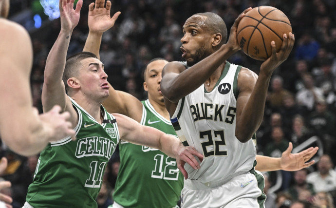 Bucks pessimistic about Khris Middleton's Game 7 return