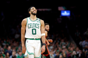 Jayson Tatum, Celtics bury Heat early, level series 2-2