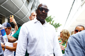 Burglar breaks into Michael Jordan's $15 million mansion