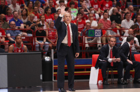 Ettore Messina calls post-game flash interviews a punishment for losing coach