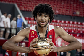 Spanish prospect Izan Almansa claims two tournament MVP titles at once