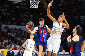 Tavares helps Real Madrid win fifth straight Super Cup title with overtime win over Barcelona