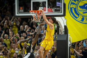 On cloud nine: Gabriele Procida and his impressive EuroLeague debut 