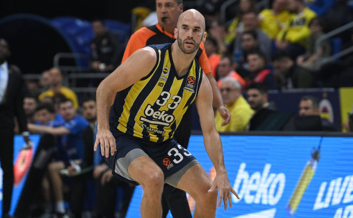 Nick Calathes nears a triple-double, Fenerbahce cruises past Maccabi