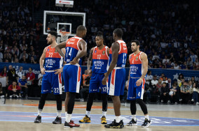 EuroLeague suspends Efes and Fenerbahce home games in Round 24