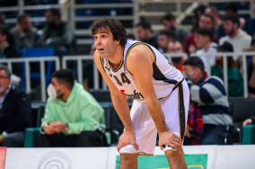 Milos Teodosic out vs. ASVEL