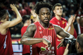 J'Covan Brown helps Hapoel take down Maccabi in Tel Aviv derby