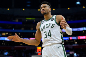 Giannis Antetokounmpo injury: suffers sprained ligament in right wrist