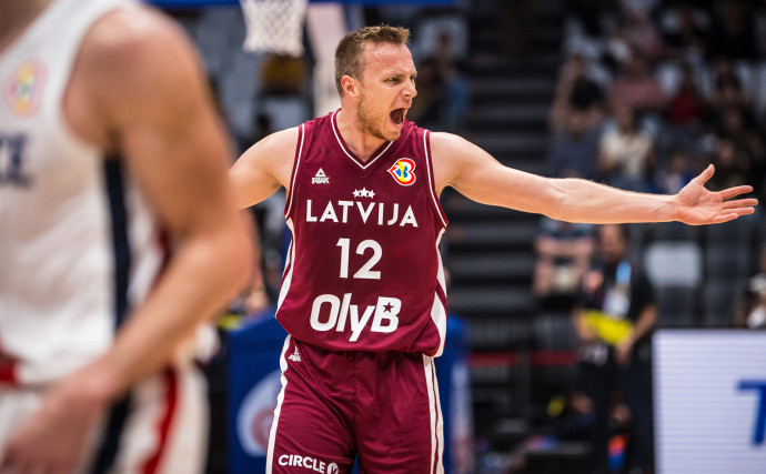 Porzingis-less Latvia eliminates France from World Cup title race